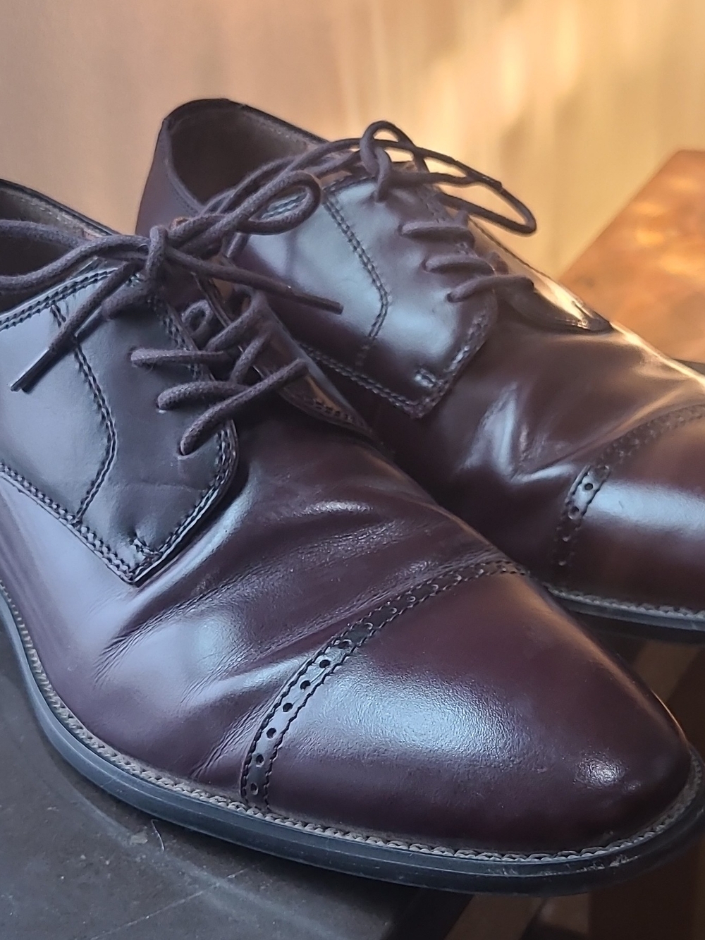 Joseph Abboud Men's Leather Oxford Dress Shoes Burgundy 9.5 M Cap Toe Lace-Up